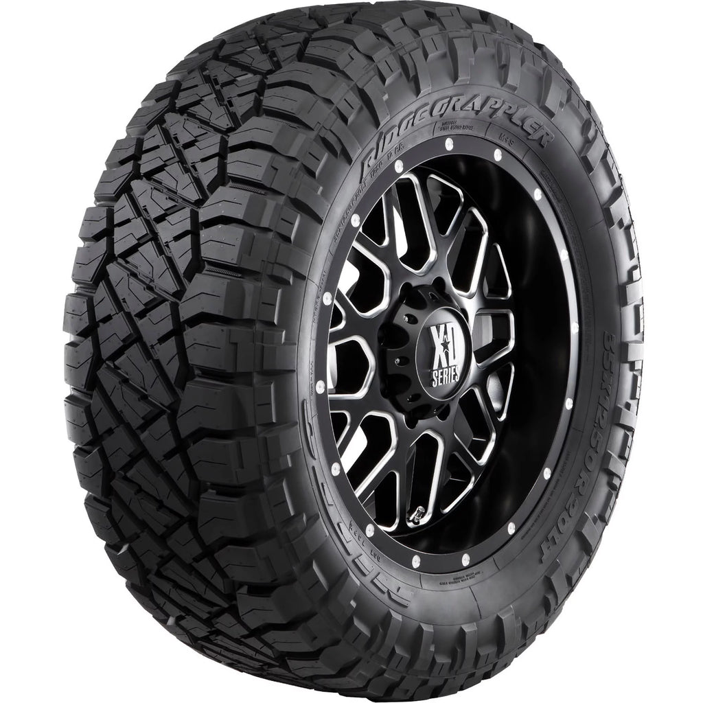 All Terrain 275/55R20 117T XL Light Truck Tire S429124