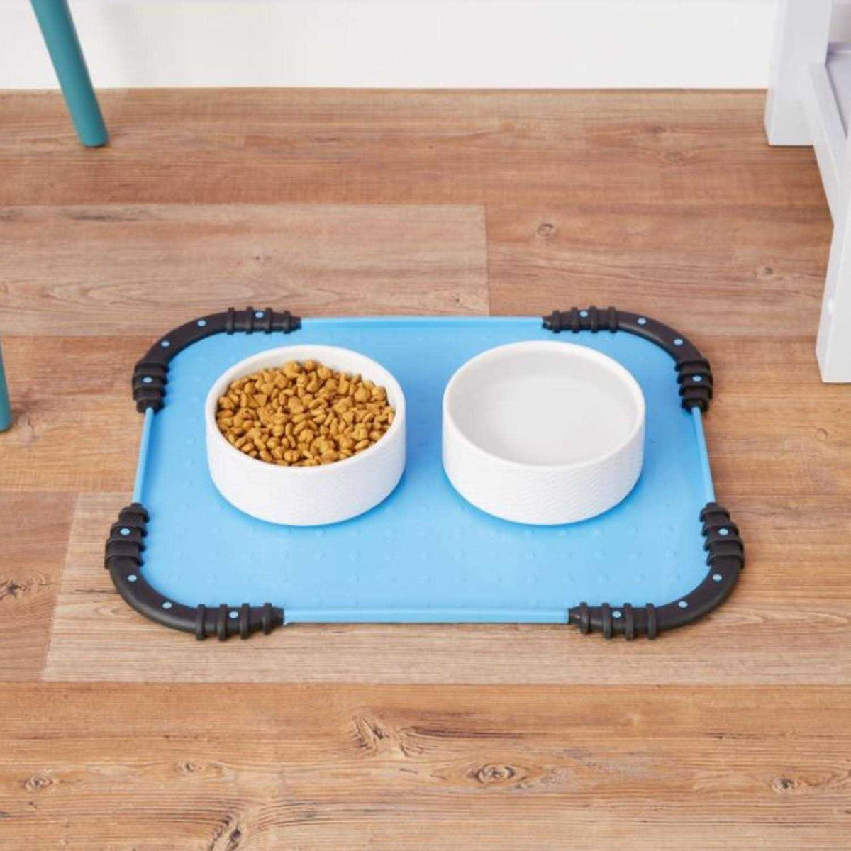 Stay in Place Food Mat Q1953