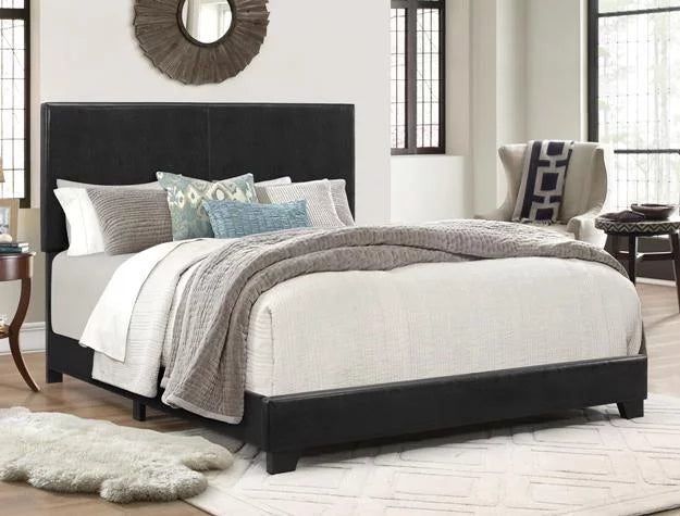 Black Faux Leather Full Bed I27357