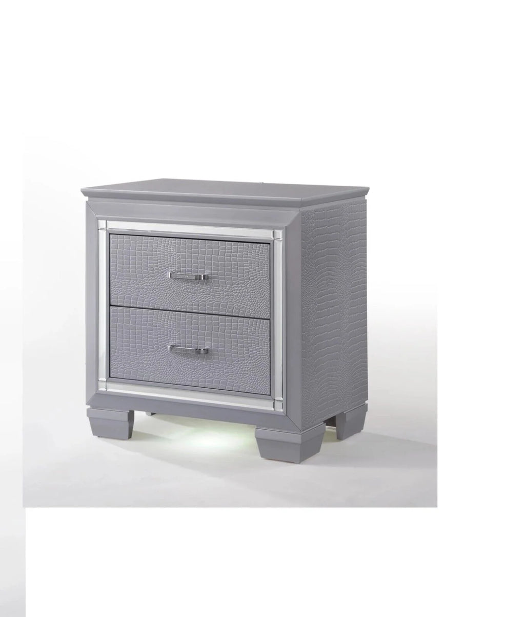 3pc Queen Size LED Upholstered Wood Bedroom Furniture Set D53767