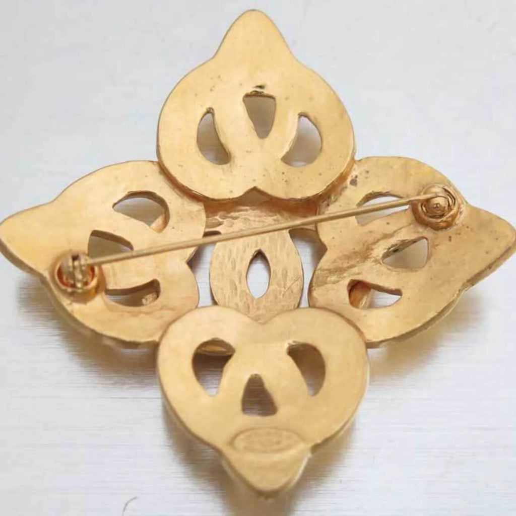 Gold Brooch W9750