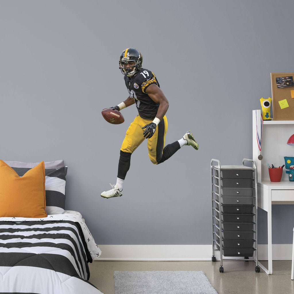 Officially Licensed NFL Removable Wall Adhesive Wall Decal W89819