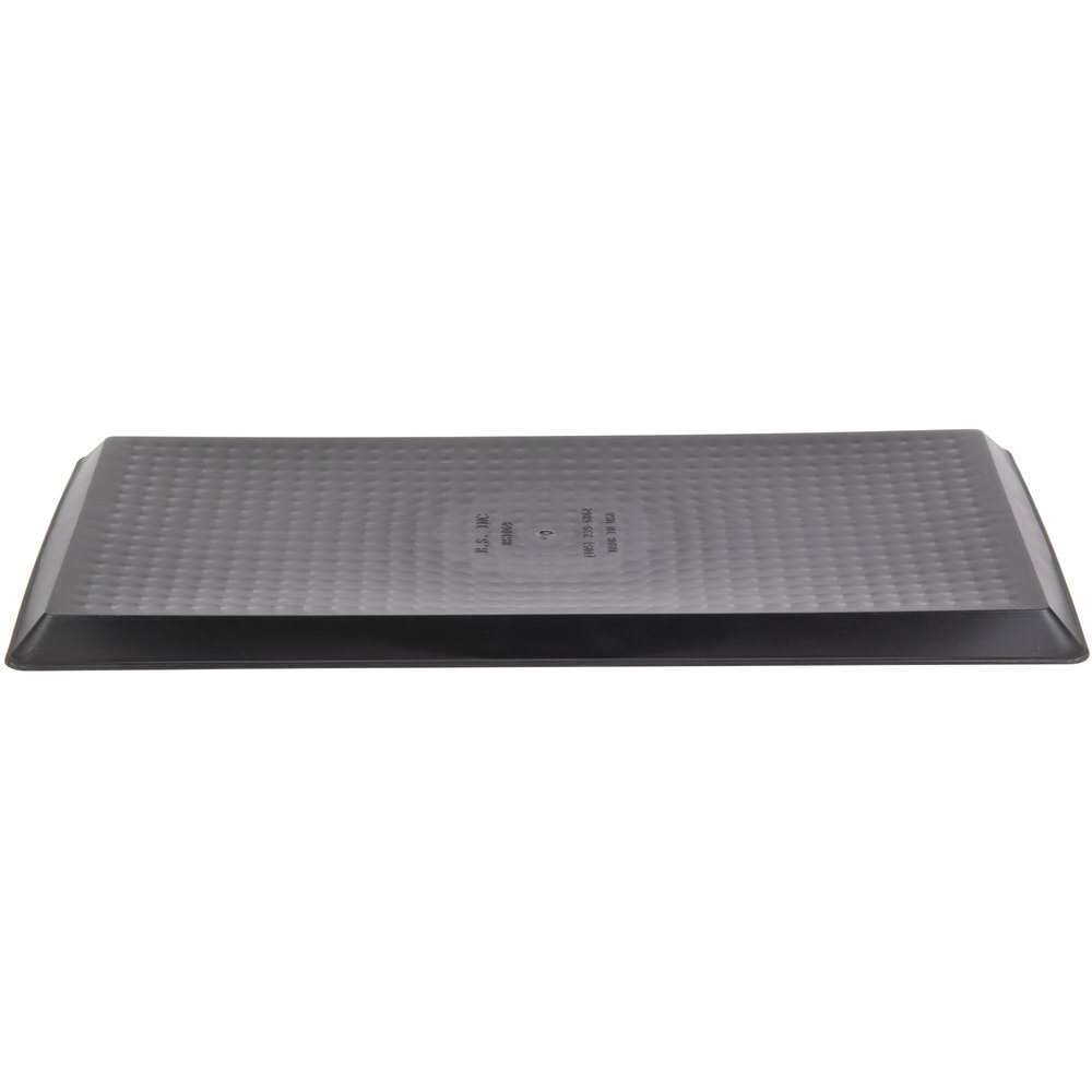 Charcoal Polypropylene Pizza Tray - 12/Case H779615