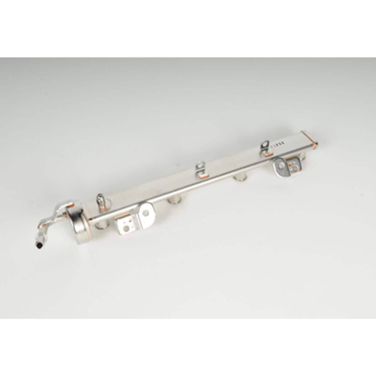 Fuel Injector Rail Q580