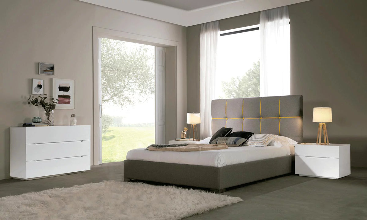 White King Storage Bedroom Set Q8184