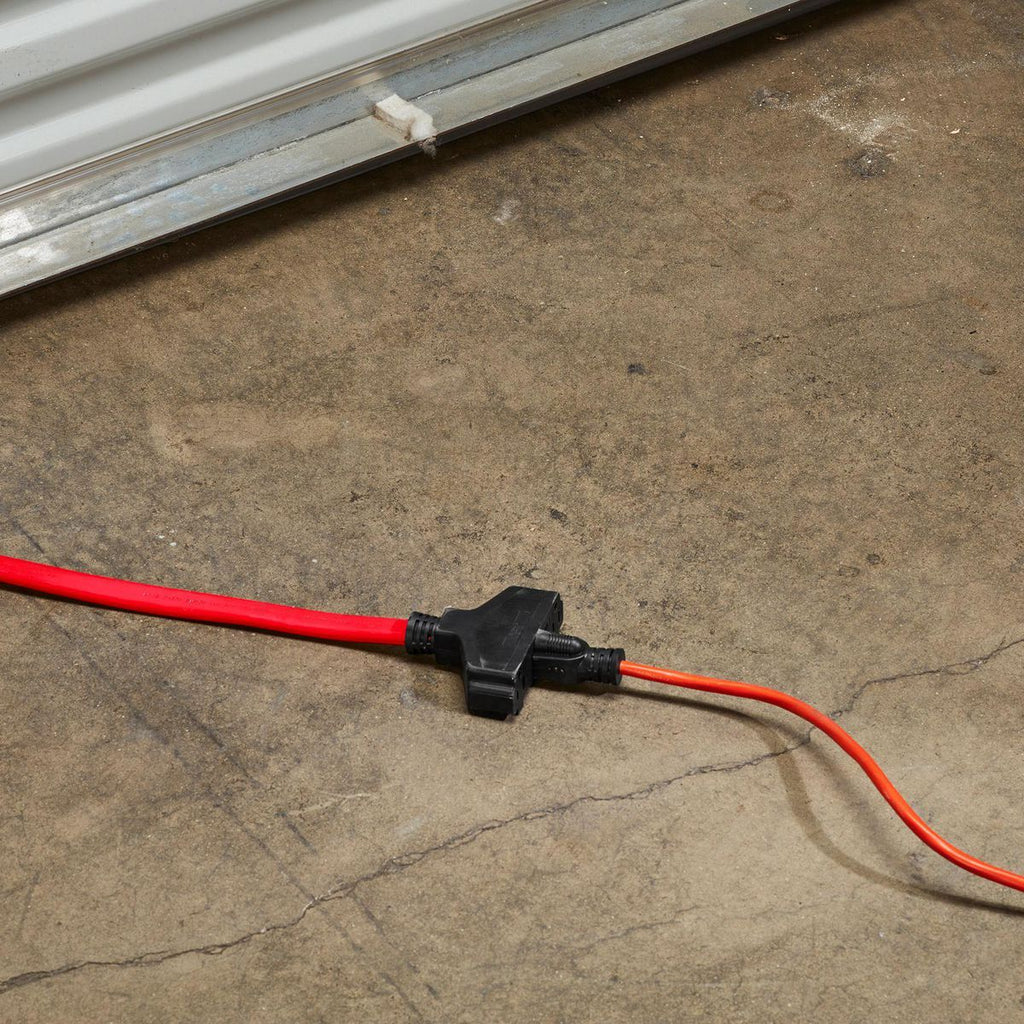25 ft 30 Amp 125V Generator Extension Cord Adapter U8070