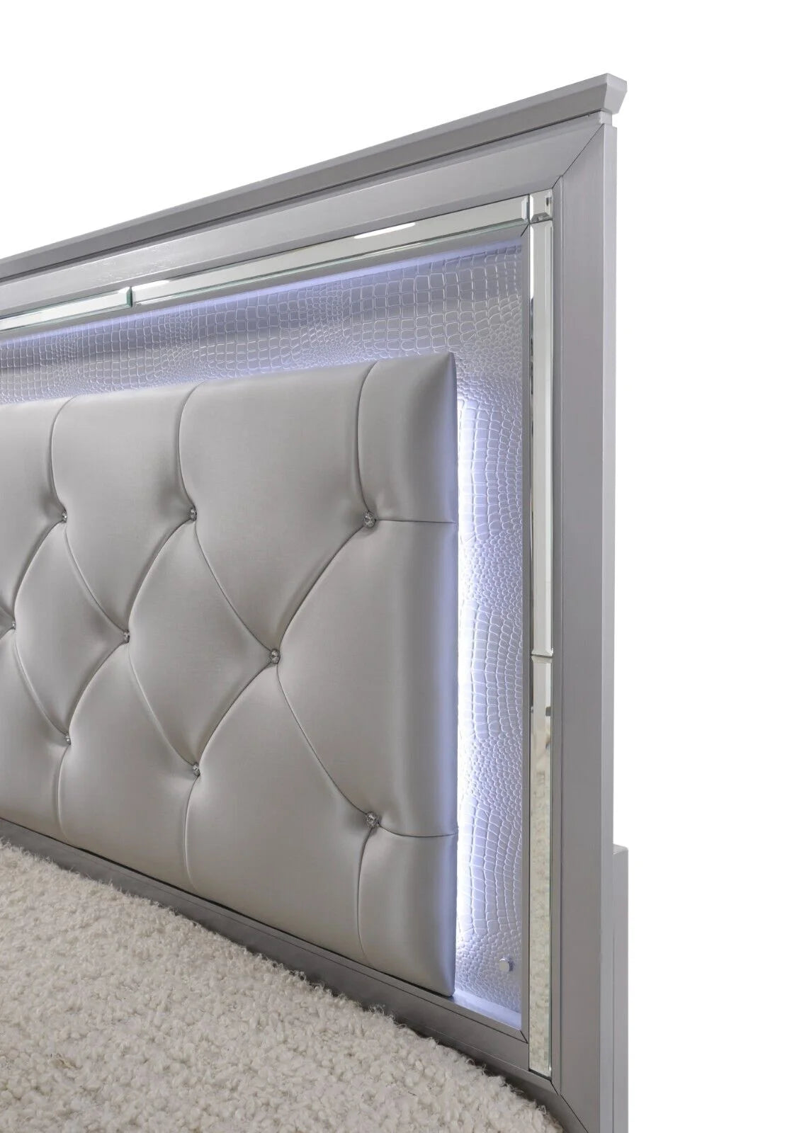 3pc Queen Size LED Upholstered Wood Bedroom Furniture Set D53767