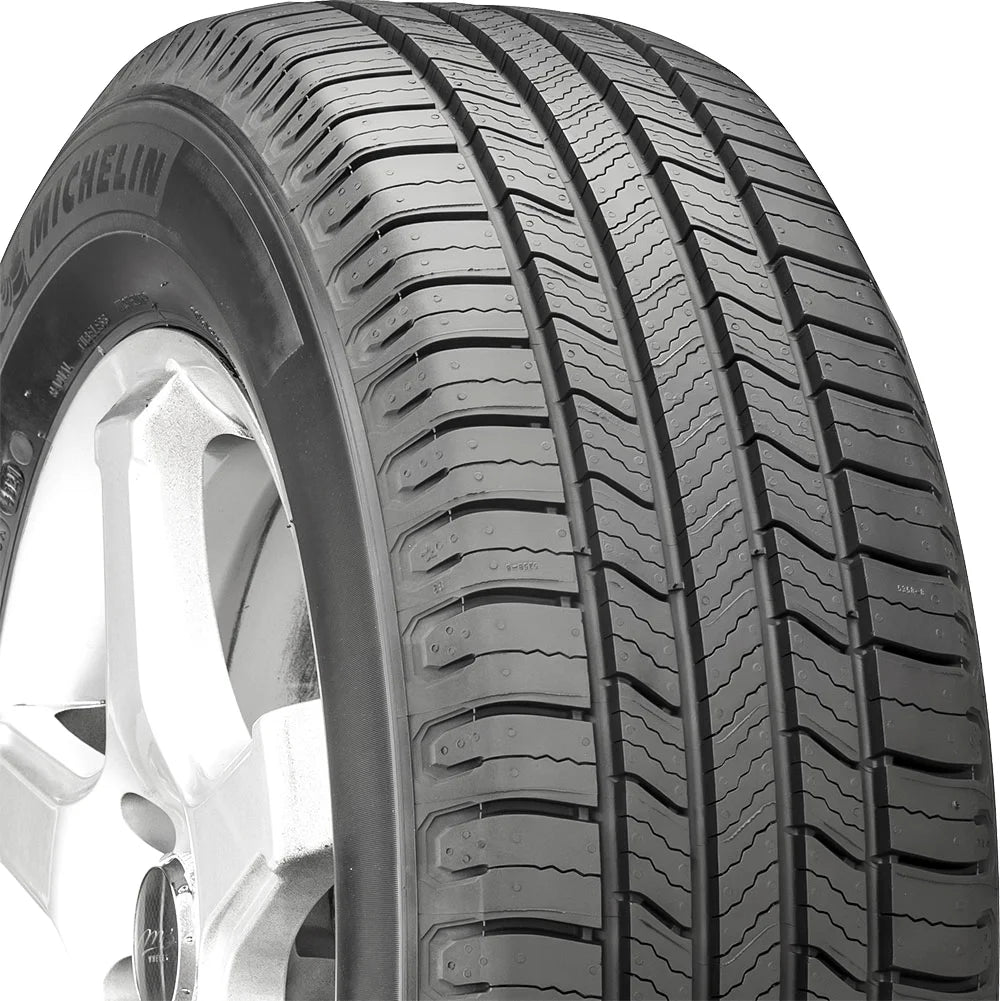 All Season 235/60R18 107H XL Passenger Tire V861870