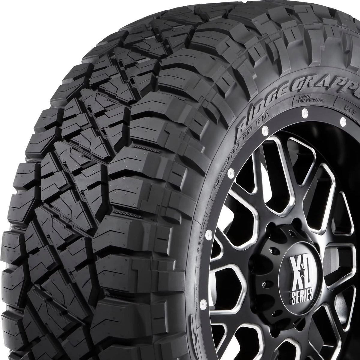 All Terrain 275/55R20 117T XL Light Truck Tire S429124