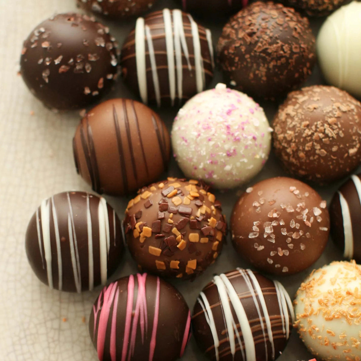 Assorted Flavors Truffle Box Z181342